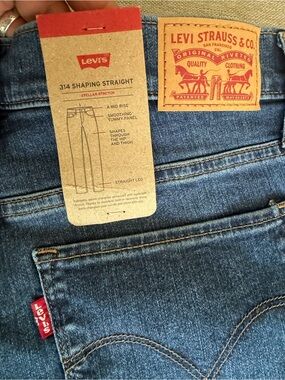 Levi's Women's Dark Blue Denim Jeans